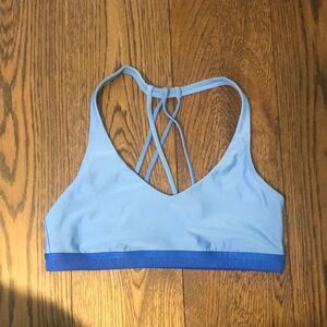 Under Armour Blue Racerback Sports Bra with Moisture-Wicking Fabric
